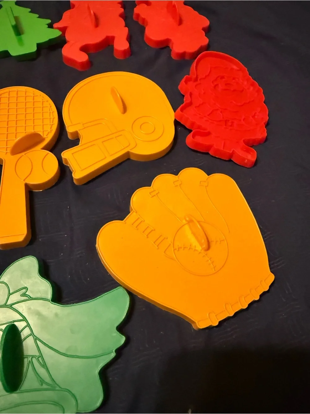 Vintage Plastic Cookie Cutters Lot 22 wilton,hallmark 1970s 1980s plastic